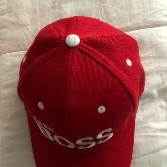 Mens women’s unisex baseball cap hat red reads I’M THE BOSS NEW - Picture 4 of 6